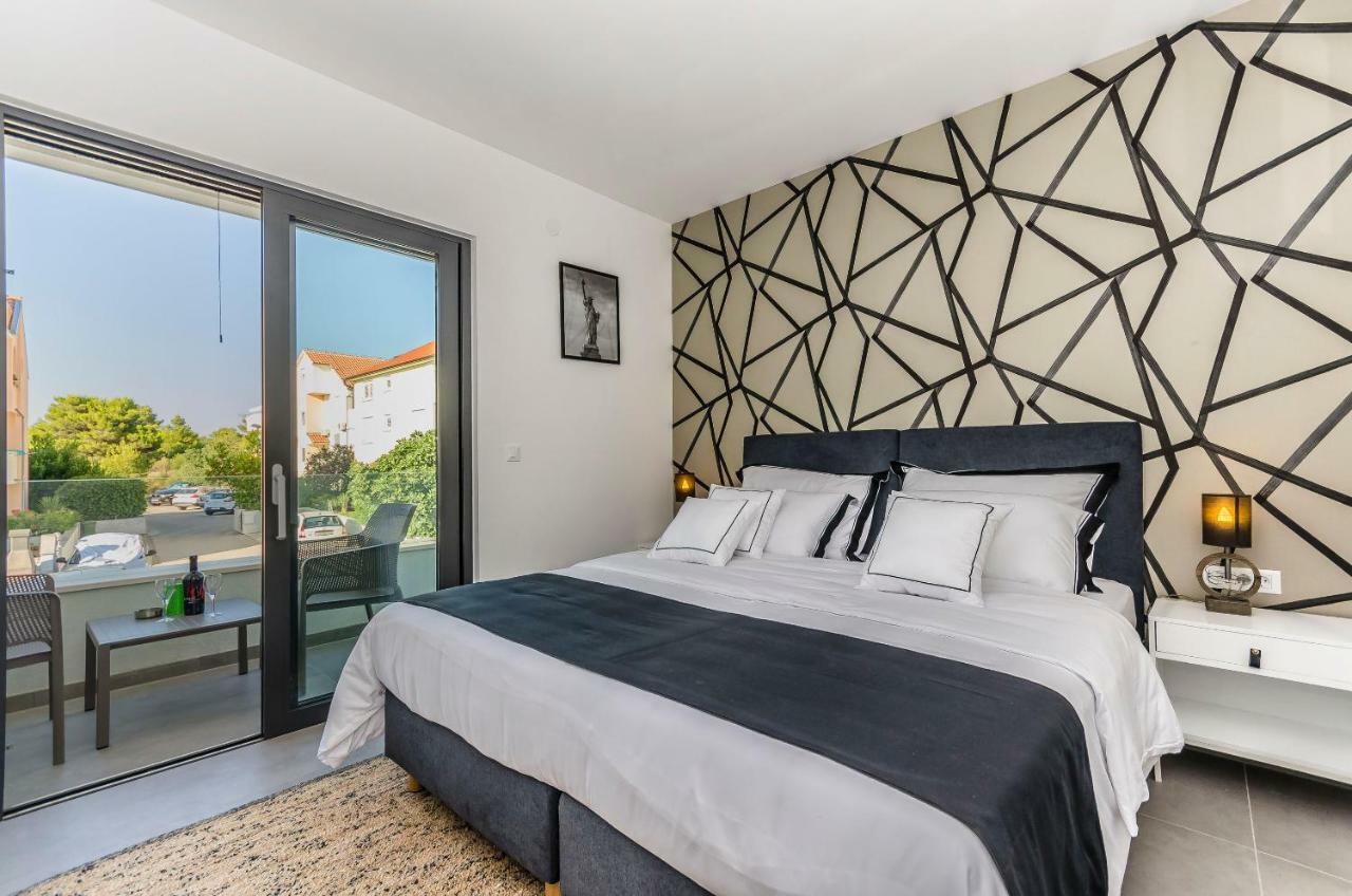 Apartments Villa Adriana I Срима Екстер'єр фото