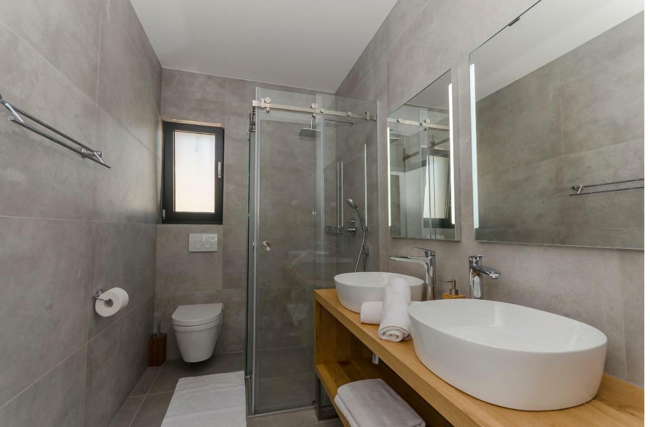 Apartments Villa Adriana I Срима Екстер'єр фото